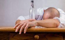 Alkoholmisbrug: En skjult udfordring i Danmark